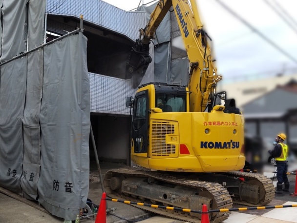 解体作業中写真:Y様店舗(鉄骨造)|名古屋市西区