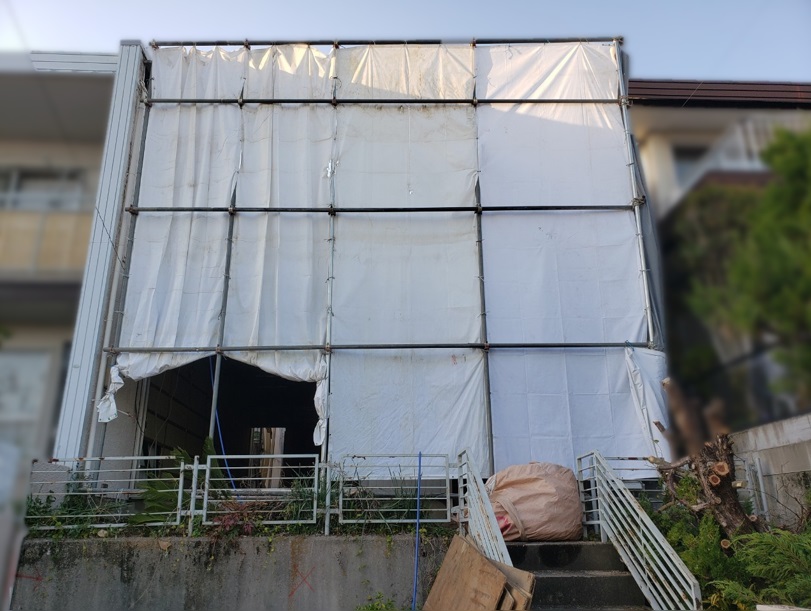 解体作業中写真:W様邸(鉄骨造2階建て)|名古屋市天白区