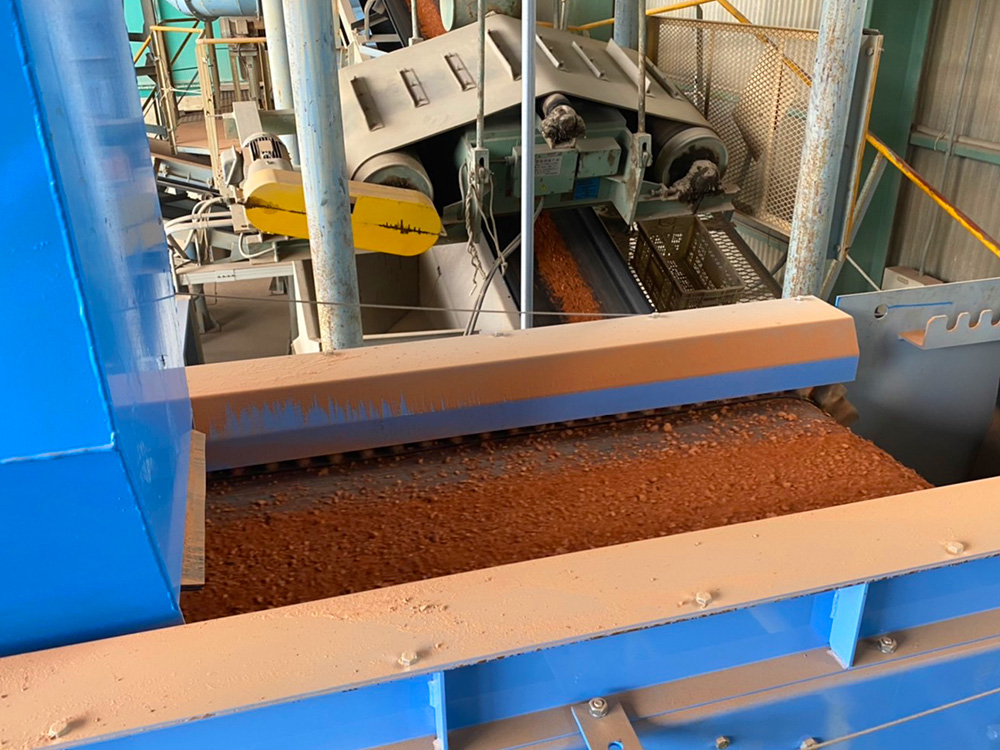 瓦チップ 製造工程