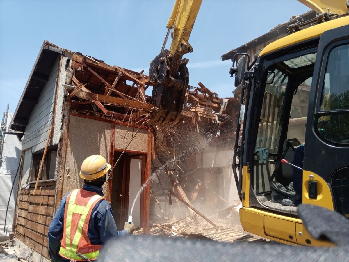 解体作業中写真：愛知県豊明市　S様邸（木造平屋建）｜愛知県豊明市