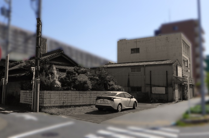 解体前写真：名古屋市中川区　RC造3階建て　解体工事（RC造3階建て、鉄骨造2階建て、木造平屋建て）｜名古屋市中川区